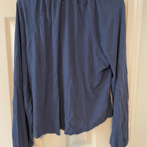 Pact women’s blue long sleeve poet top button up medium organic cotton - Picture 3 of 6